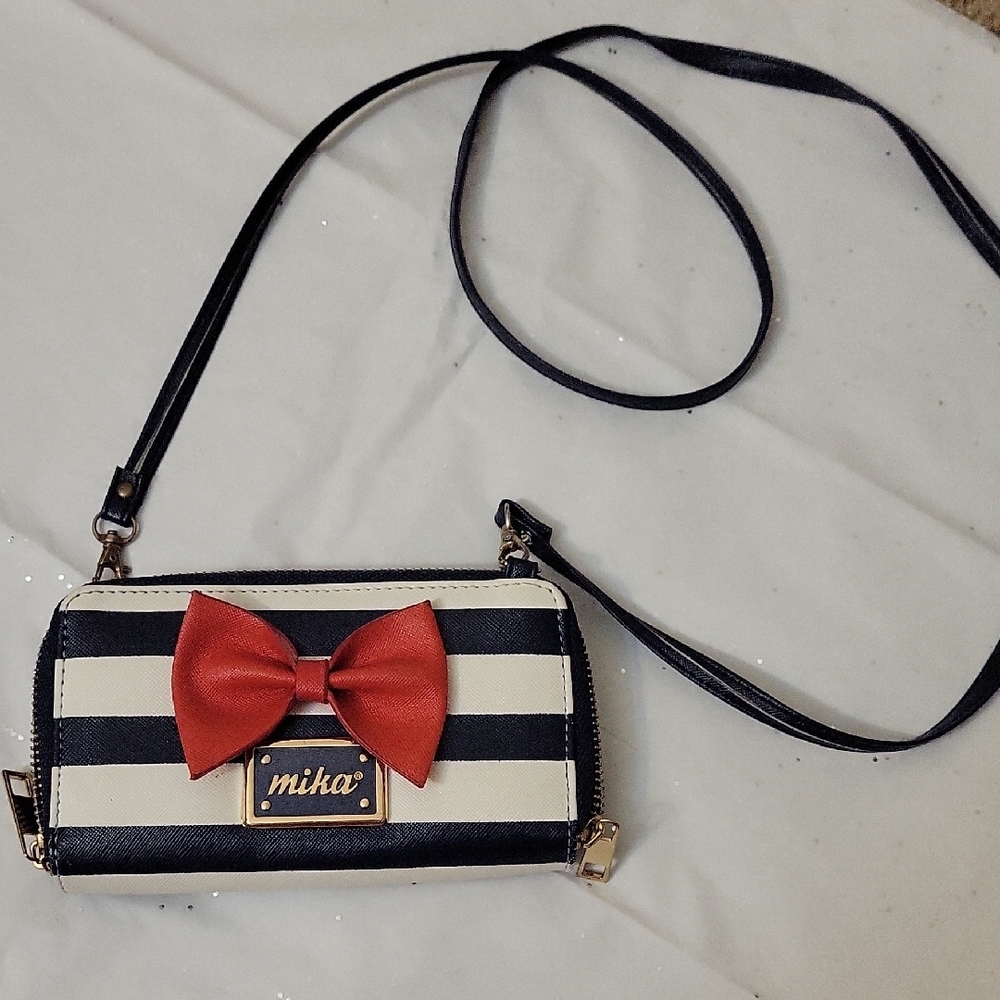 NWOT Mika Crossbody Bag with Bold Stripes